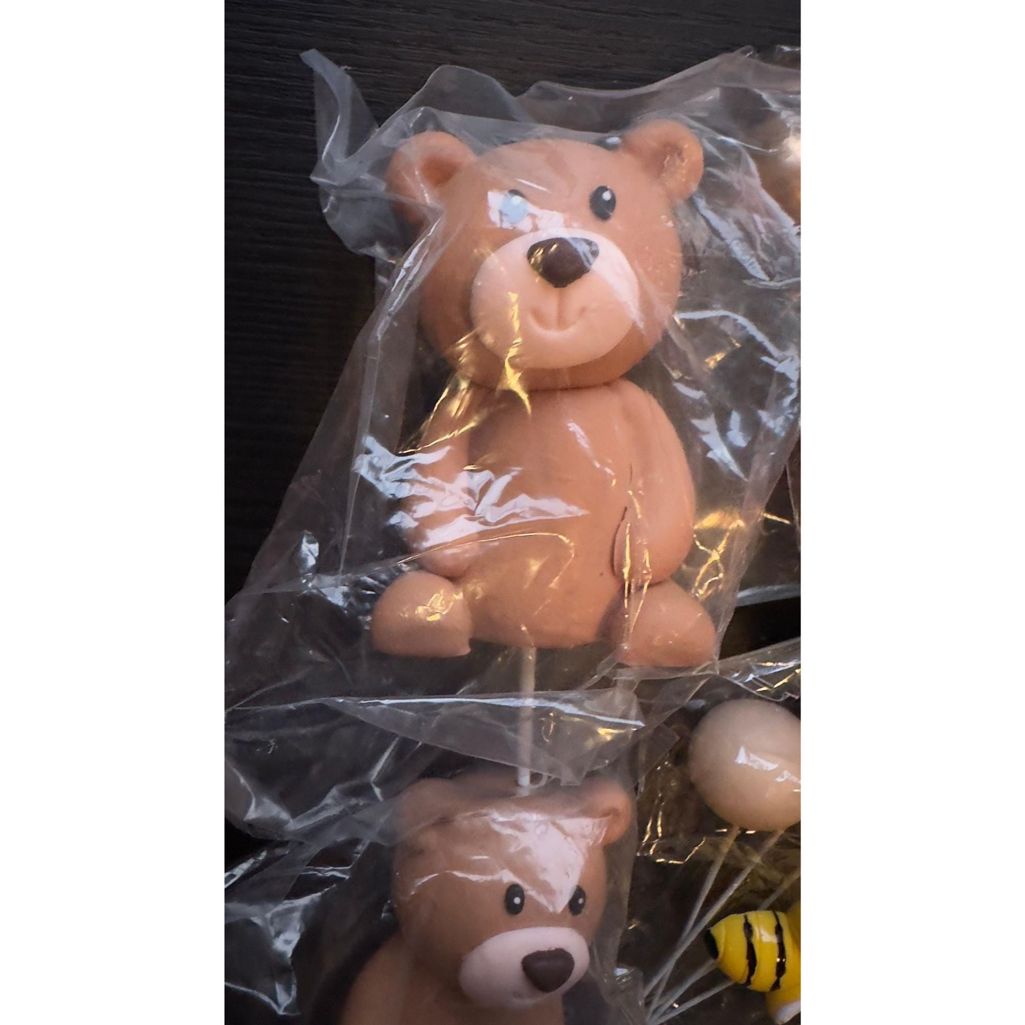 Teddy Bear & Bees Cake Decoration: Baby Shower Cake Decor
