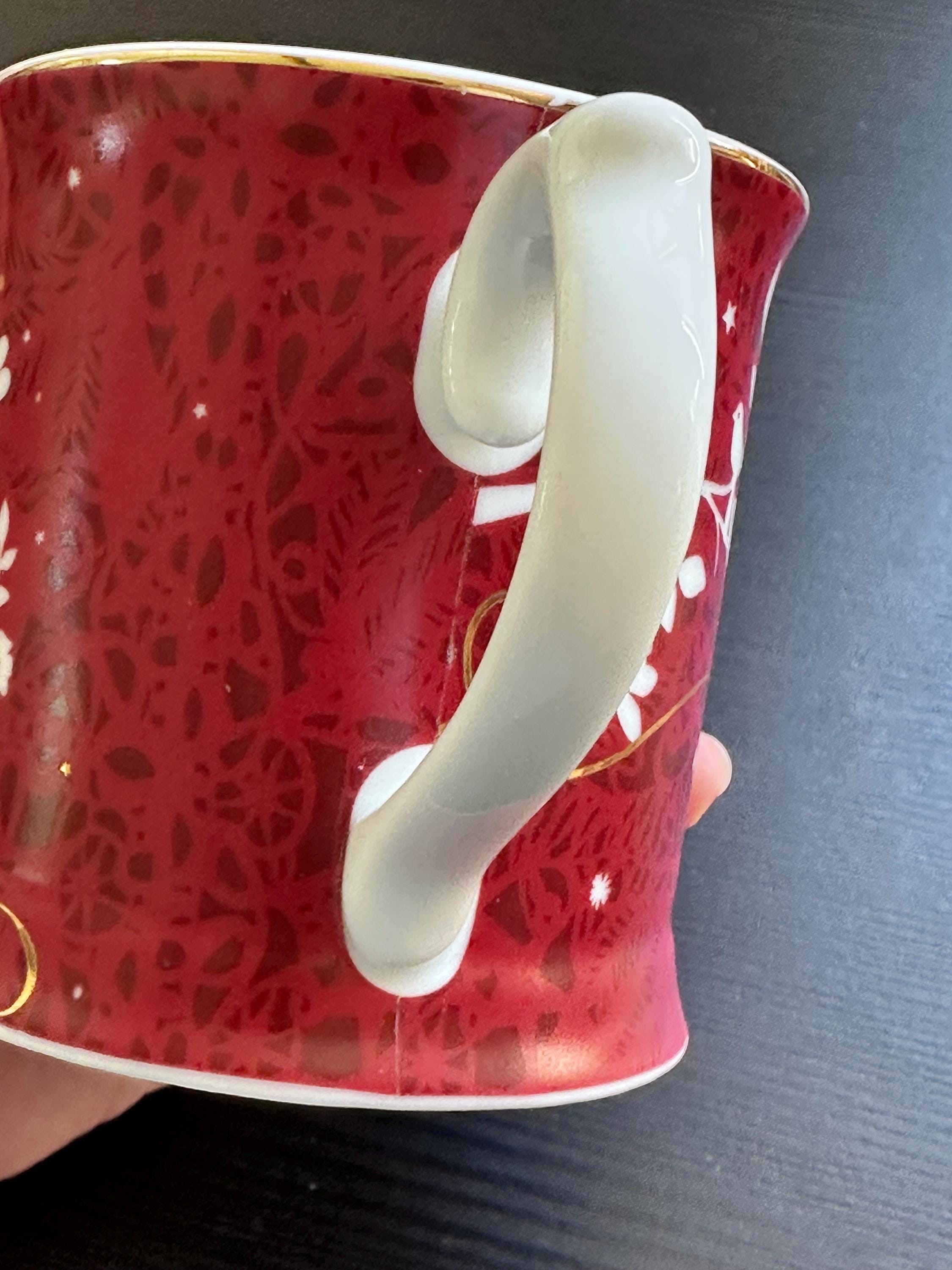 Starbucks Rosanna Holiday Mug – Red Tree, White Birds 2009. Ship Fast!