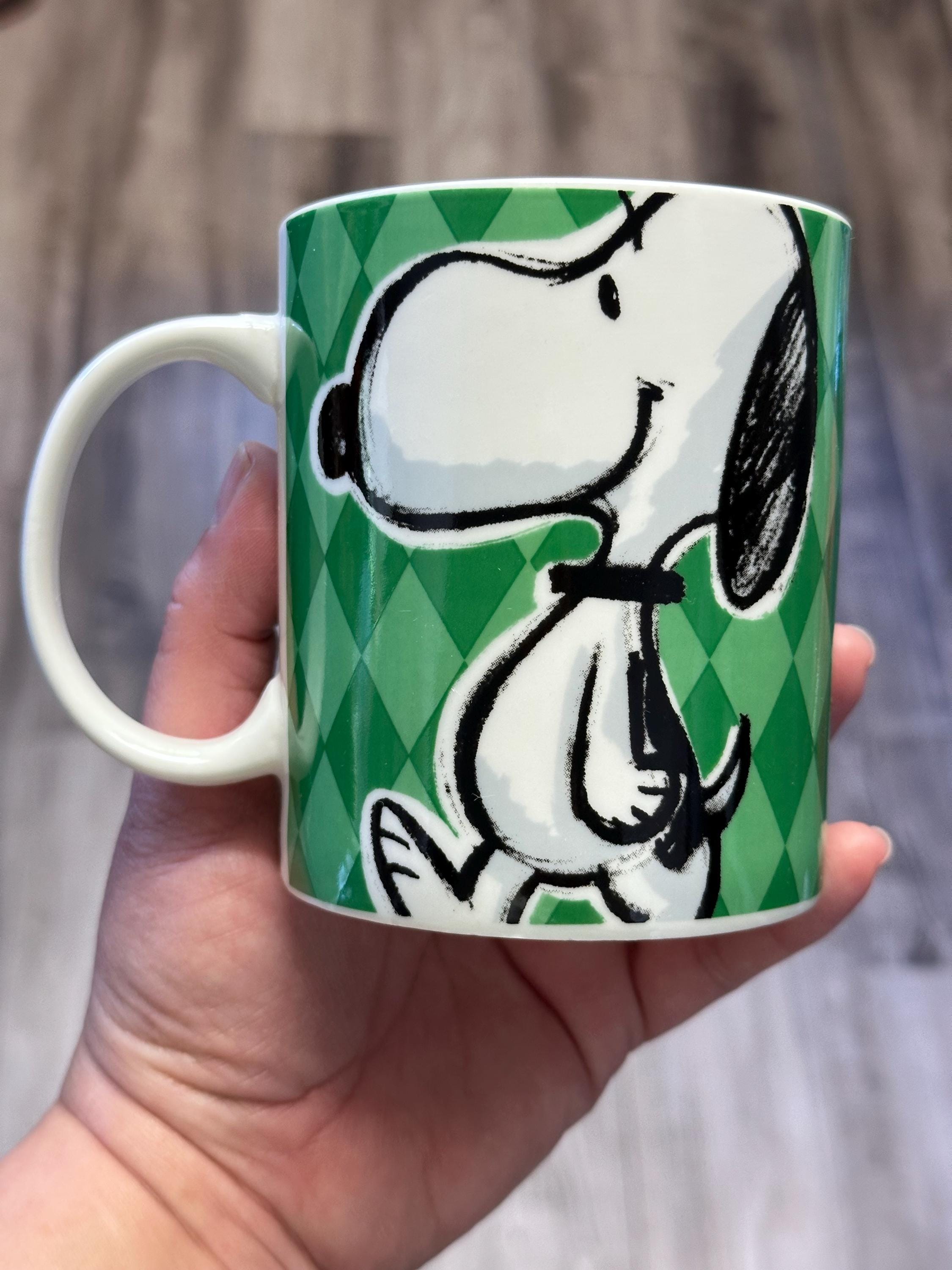 Snoopy Mug Peanuts 12oz White Green Coffee Cup. GUC