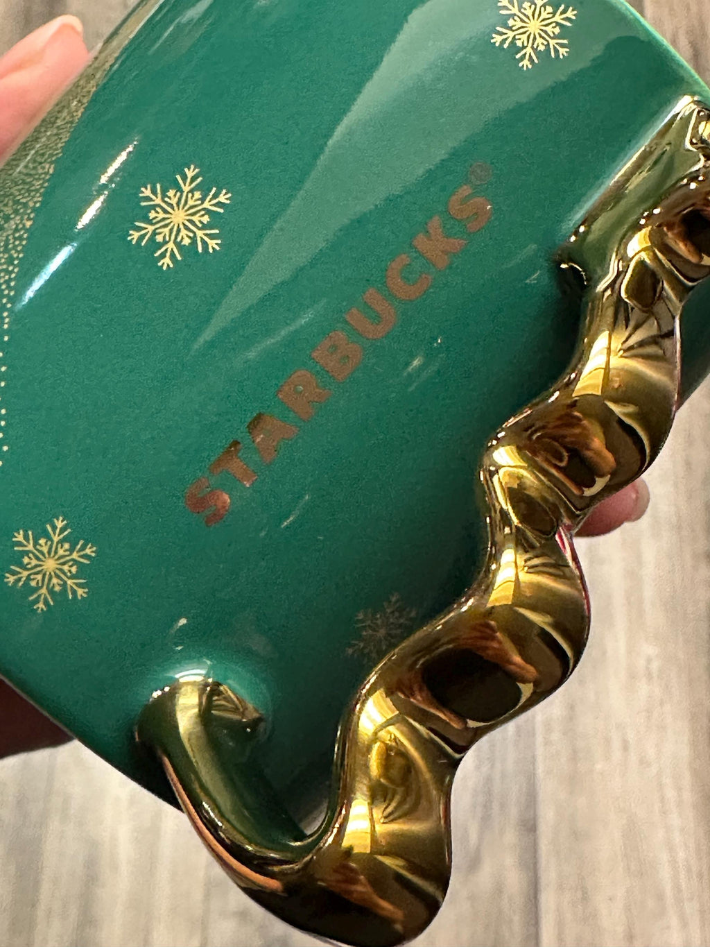 Starbucks Christmas Mug 12oz Tree Gold Handle Holiday Cup New 2025. Ship fast!