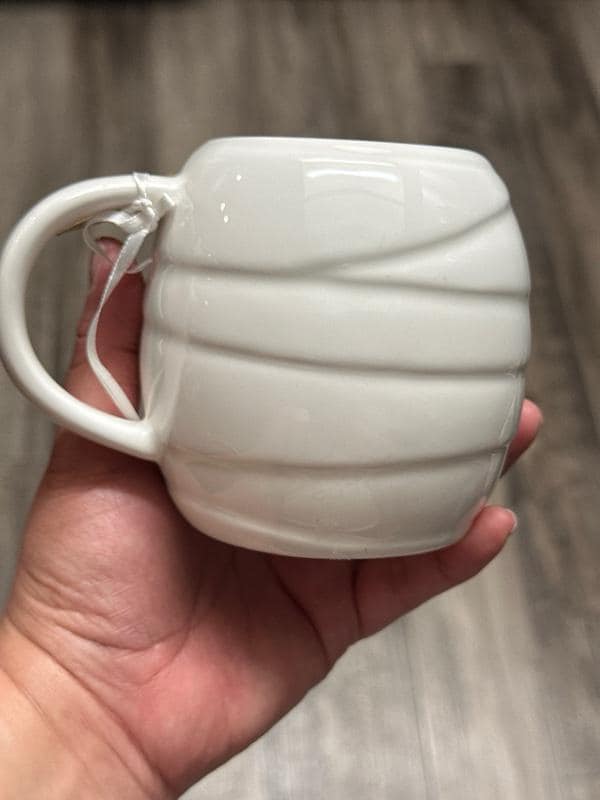 Halloween Mummy Mug Ceramic Coffee Cup 12oz Spooky Mug. New! Ship Fast!