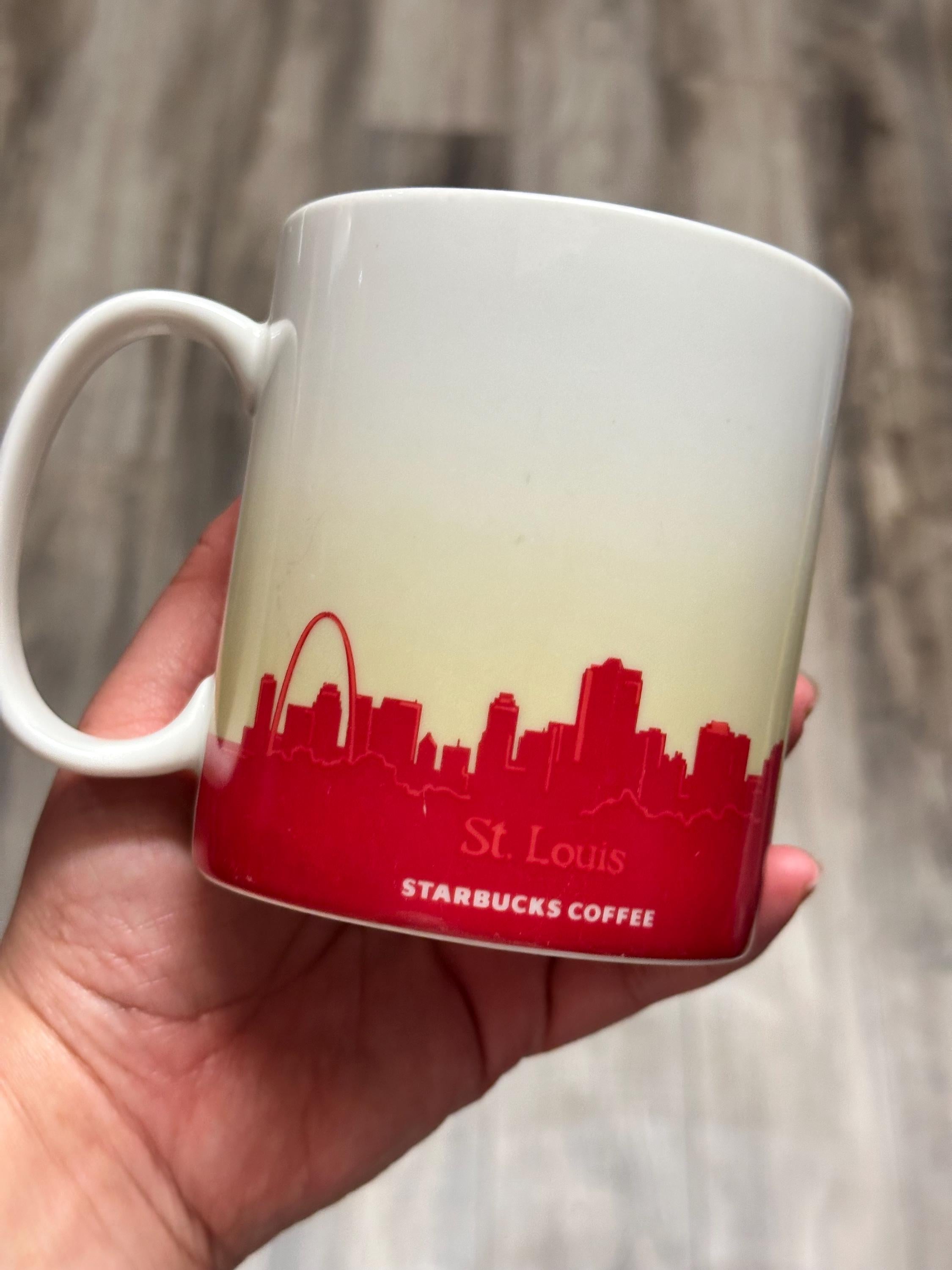 Starbucks St. Louis Collector Series Mug 16 oz 2010. Ship Fast!