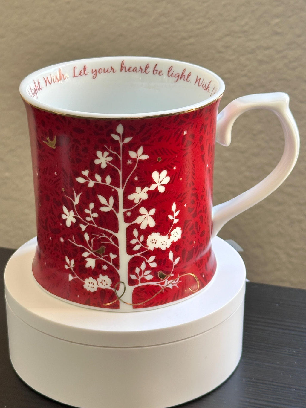 Starbucks Rosanna Holiday Mug – Red Tree, White Birds 2009. Ship Fast!