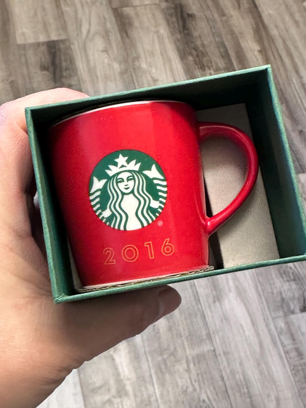 Starbucks Red Mini Holiday Mug 2016. New! – Ship Fast
