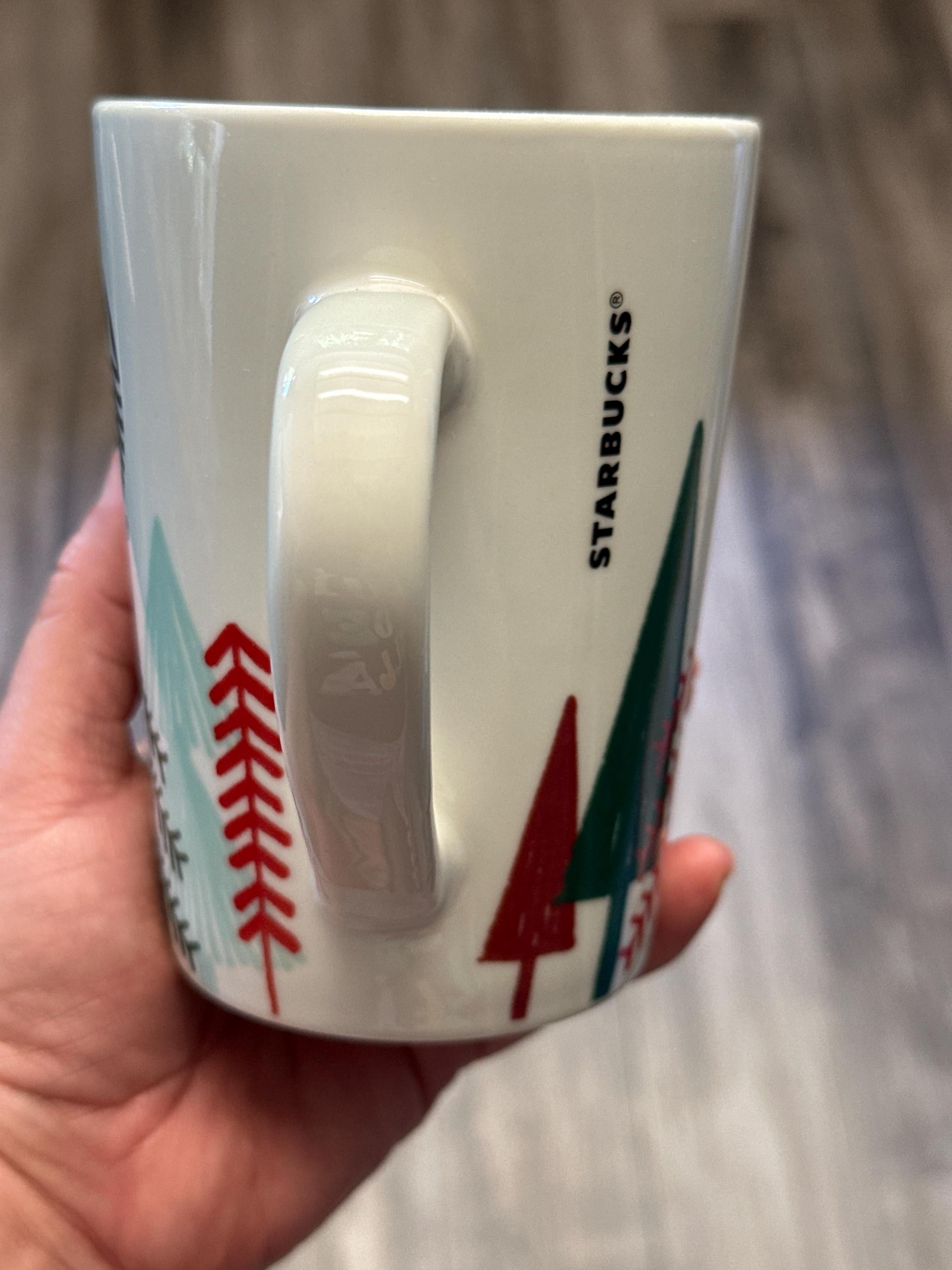 Starbucks Christmas Tree Mug 14oz Holiday Ceramic Coffee Cup EUC
