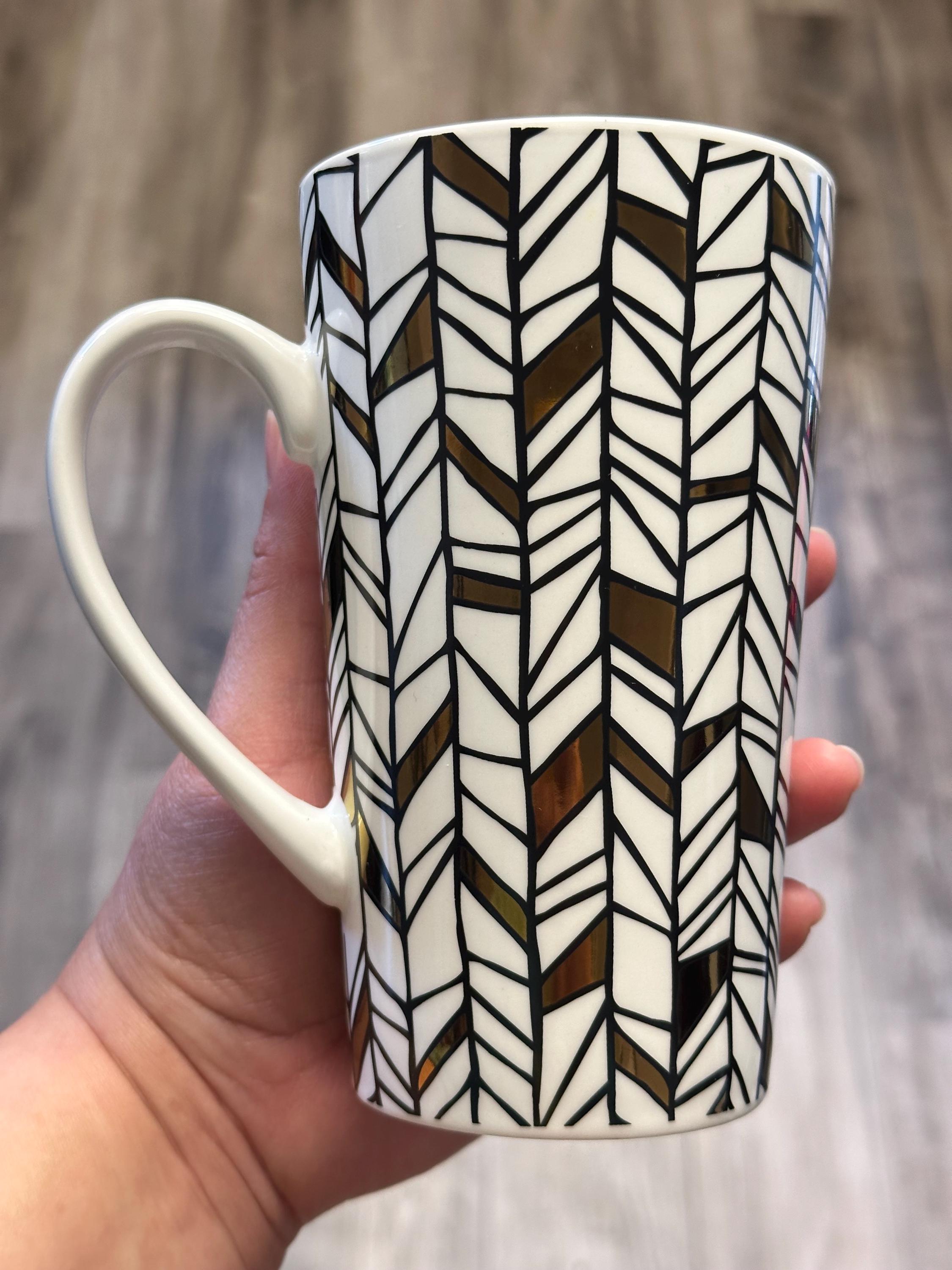 Starbucks Black Gold Geometric Cup with lid 14 oz – Ship Fast!